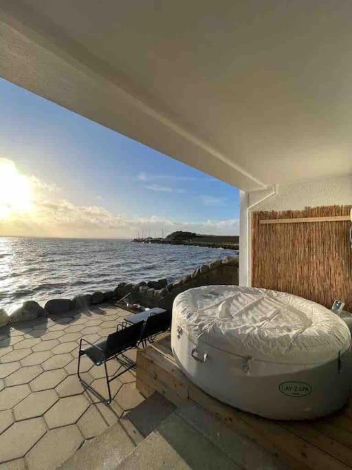 Villa Relax With Spectacular Views And Hot Tub Kircubbin Exterior foto