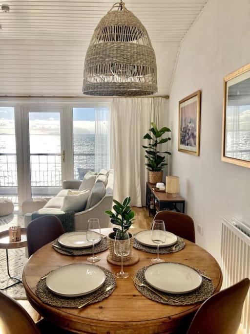 Villa Relax With Spectacular Views And Hot Tub Kircubbin Exterior foto