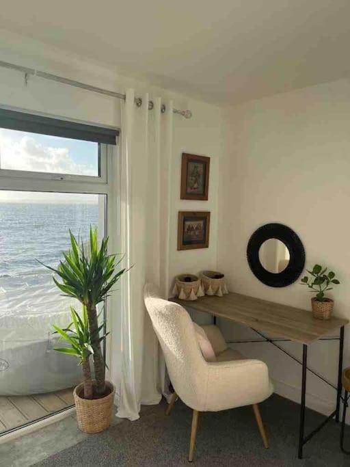 Villa Relax With Spectacular Views And Hot Tub Kircubbin Exterior foto